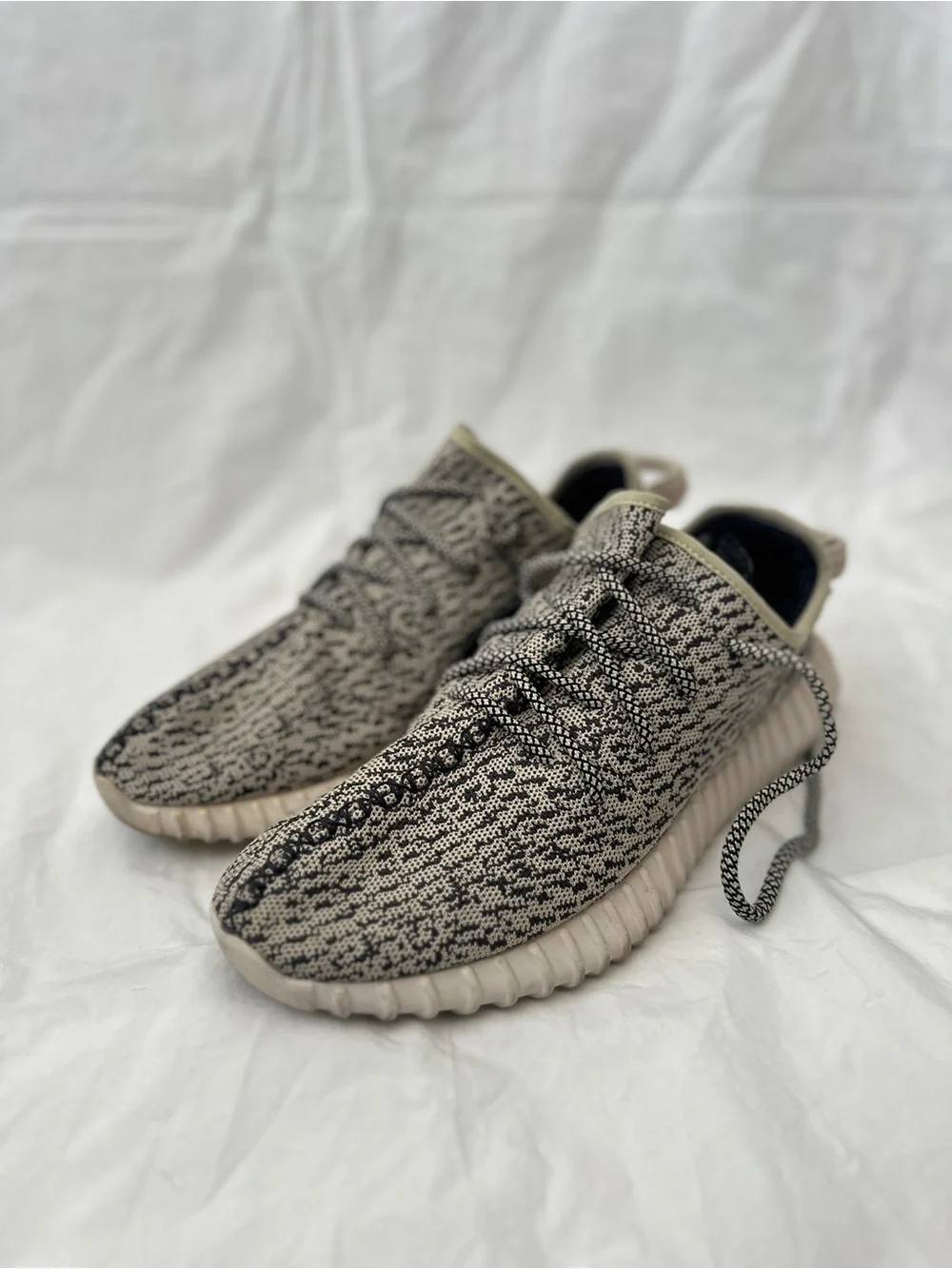 Adidas Yeezy Men’s Knit Low-Top Sneakers in Beige and Black
